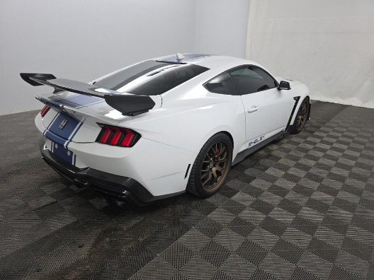 Used 2024 Ford Mustang GT Premium w/ GT Performance Package RWD image 2