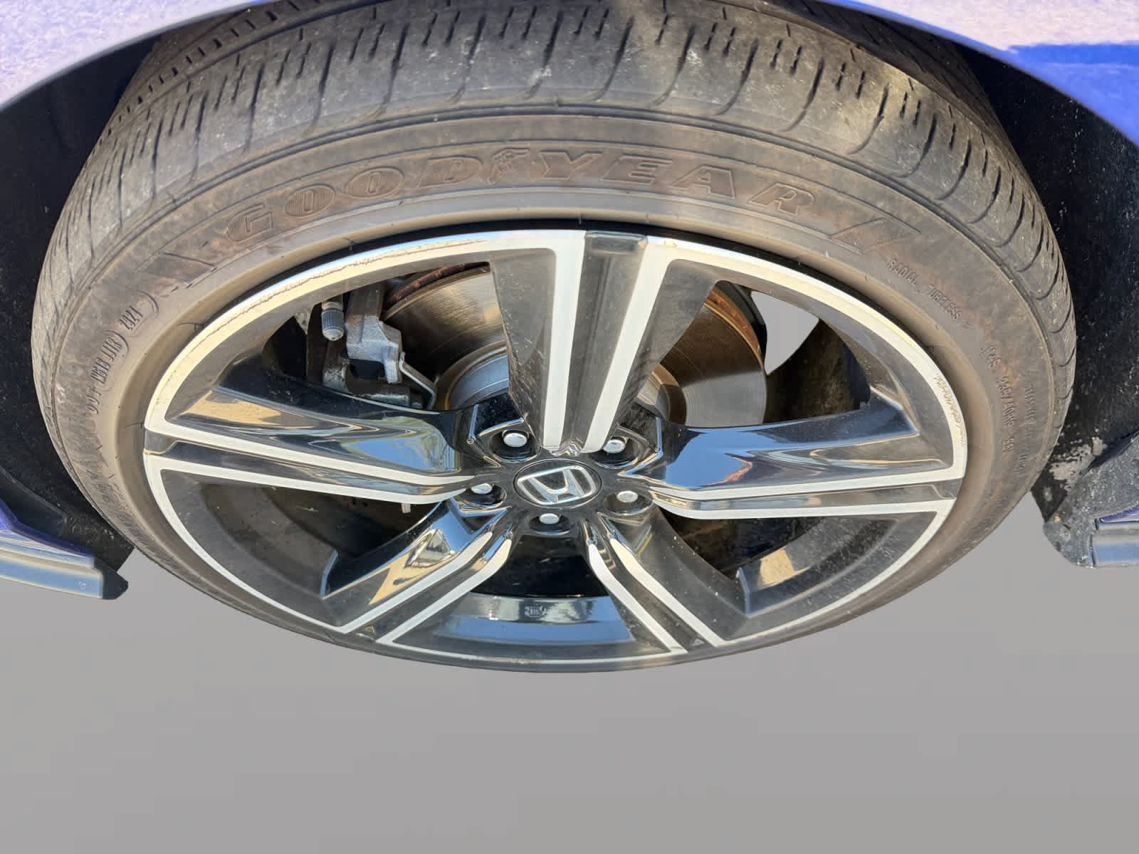Used 2024 Honda Accord Sport image 3
