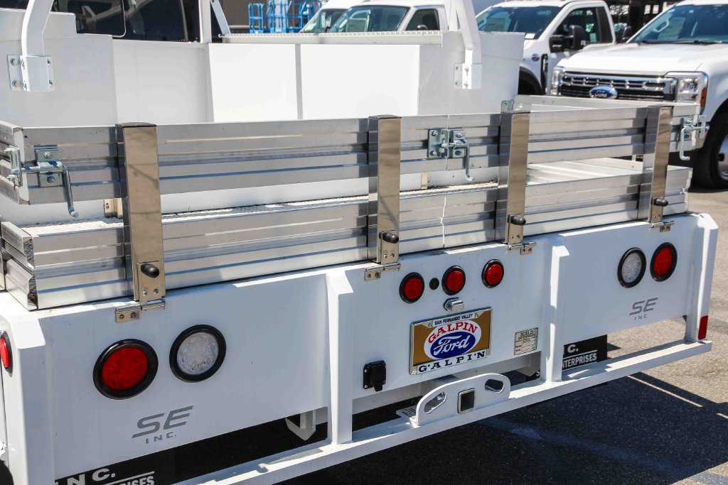 New 2025 Ford F350 XL w/ XL Chrome Package RWD image 8