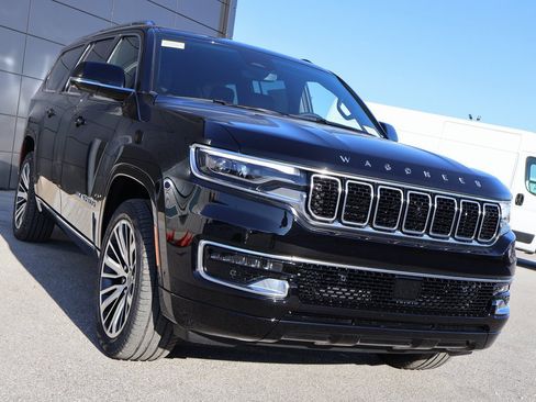 New 2025 Jeep Wagoneer L Series II image 6