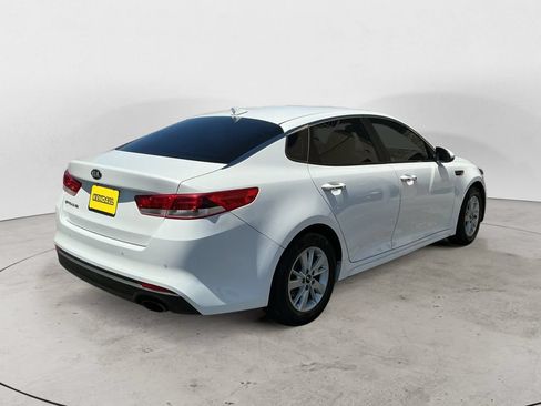 Used 2018 Kia Optima LX FWD image 8
