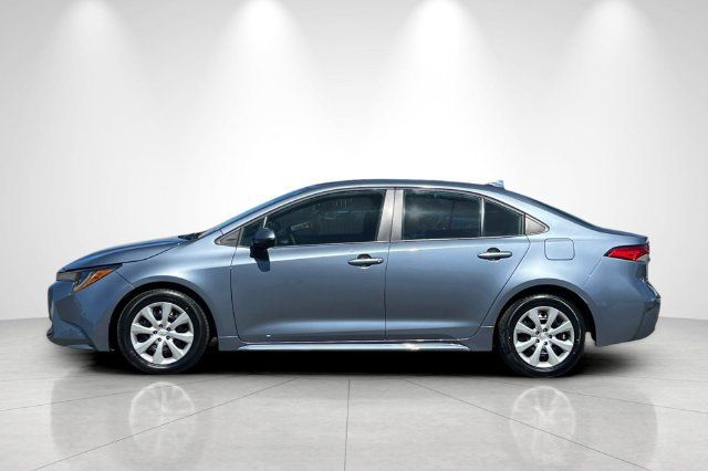 Used 2025 Toyota Corolla LE FWD image 7