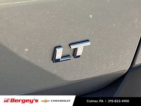 Used 2023 Chevrolet Traverse LT w/ LPO, Floor Liner Package AWD/4WD image 34