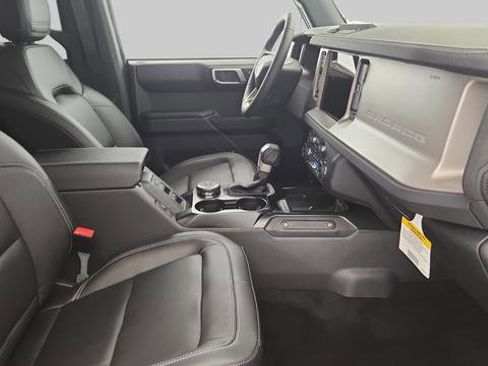 New 2025 Ford Bronco Outer Banks image 23