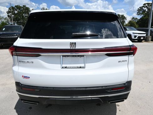 Used 2026 Buick Enclave Preferred FWD image 3