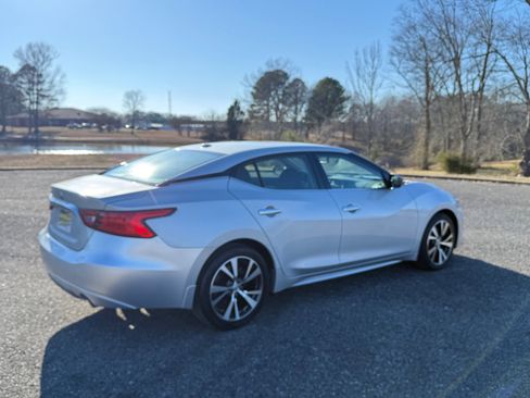 Used 2017 Nissan Maxima 3.5 S image 5