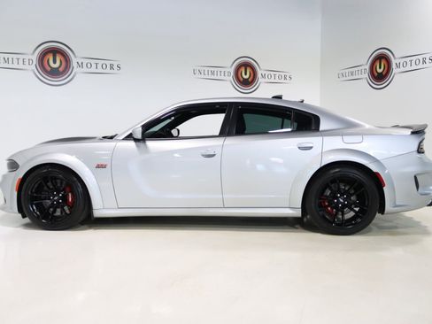 Used 2020 Dodge Charger Scat Pack RWD image 38