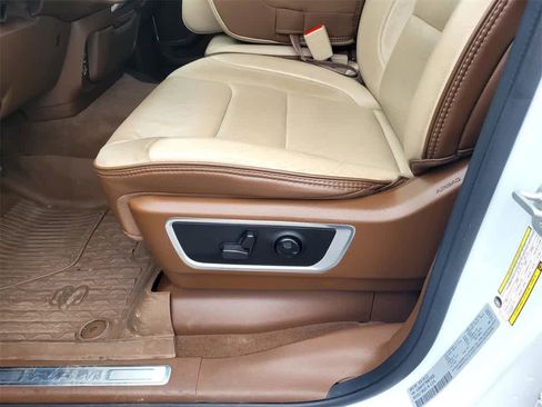 Certified 2021 RAM 1500 Laramie image 14