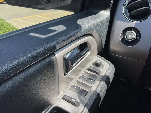 Used 2015 Ford Expedition EL XLT image 21