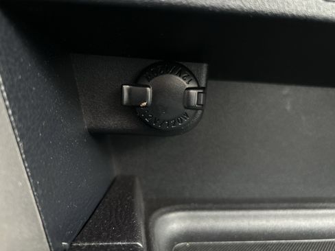 Certified 2017 Toyota RAV4 XLE image 30