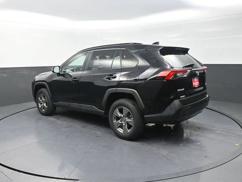 Used 2024 Toyota RAV4 XLE FWD image 6