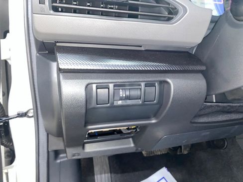 Certified 2025 Subaru Crosstrek 2.5i Limited image 28