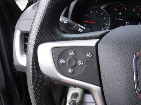 Used 2022 GMC Terrain SLE w/ LPO, Floor Liner Package FWD image 20