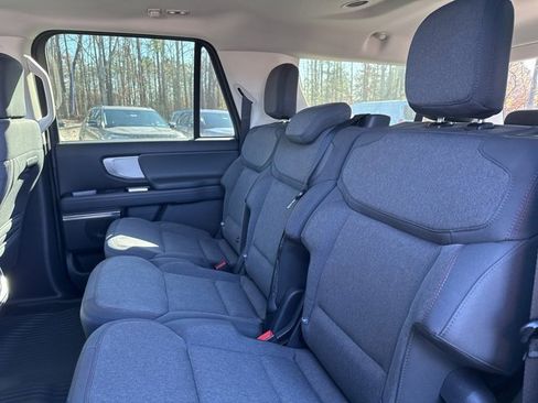 New 2025 Ford Expedition Max Active image 19