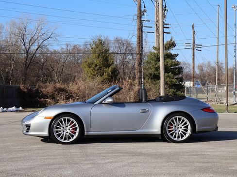 Used 2012 Porsche 911 Carrera 4S image 2