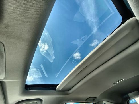 Used 2022 Honda CR-V EX image 18