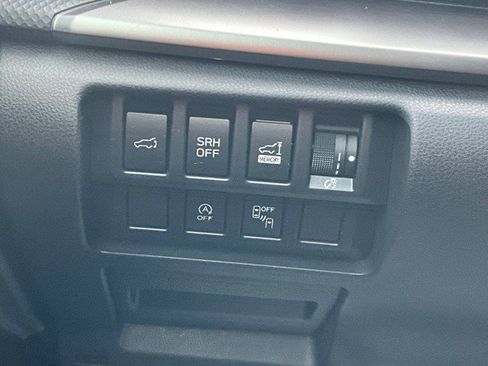 Used 2022 Subaru Forester Premium image 14