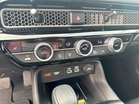 Used 2024 Honda Civic Touring image 21