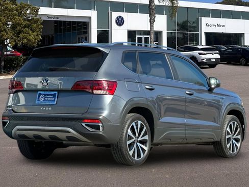Used 2022 Volkswagen Taos SE image 4