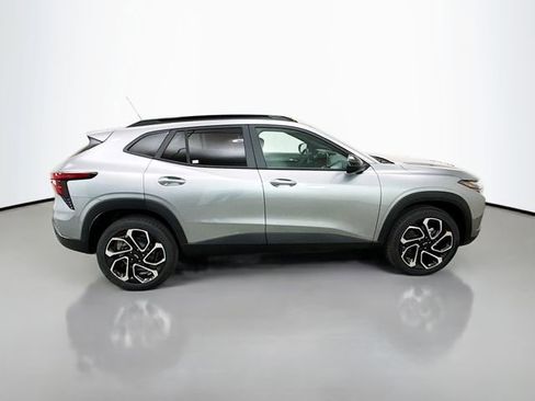 New 2026 Chevrolet Trax RS FWD image 10