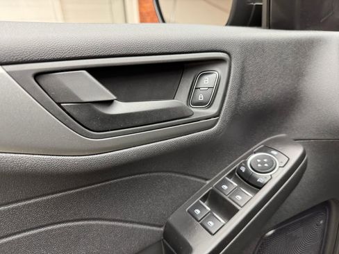 Certified 2023 Ford Escape Active FWD image 9