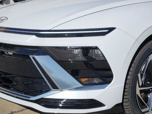 New 2026 Hyundai Sonata SEL FWD image 6