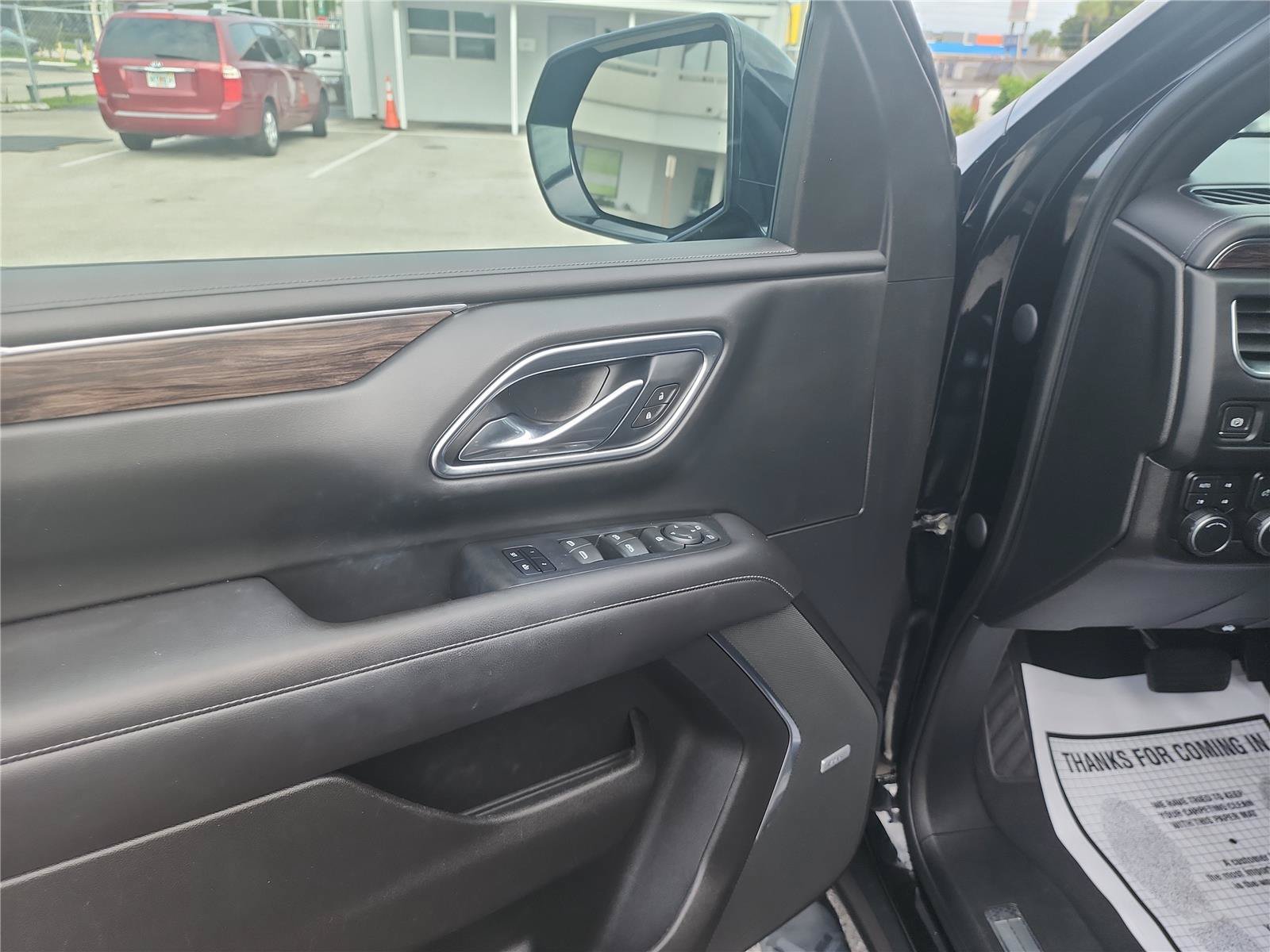 Used 2021 Chevrolet Tahoe Z71 AWD/4WD image 17