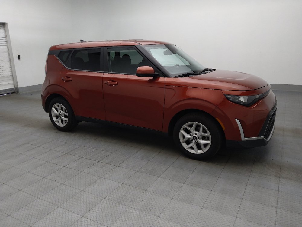 Used 2024 Kia Soul S FWD image 11