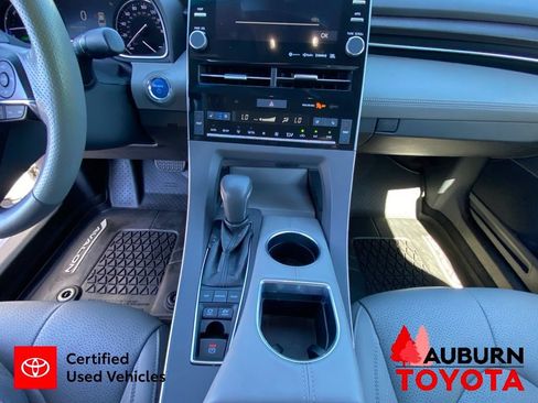 Certified 2019 Toyota Avalon Limited w/ Advanced Safety Package FWD image 43