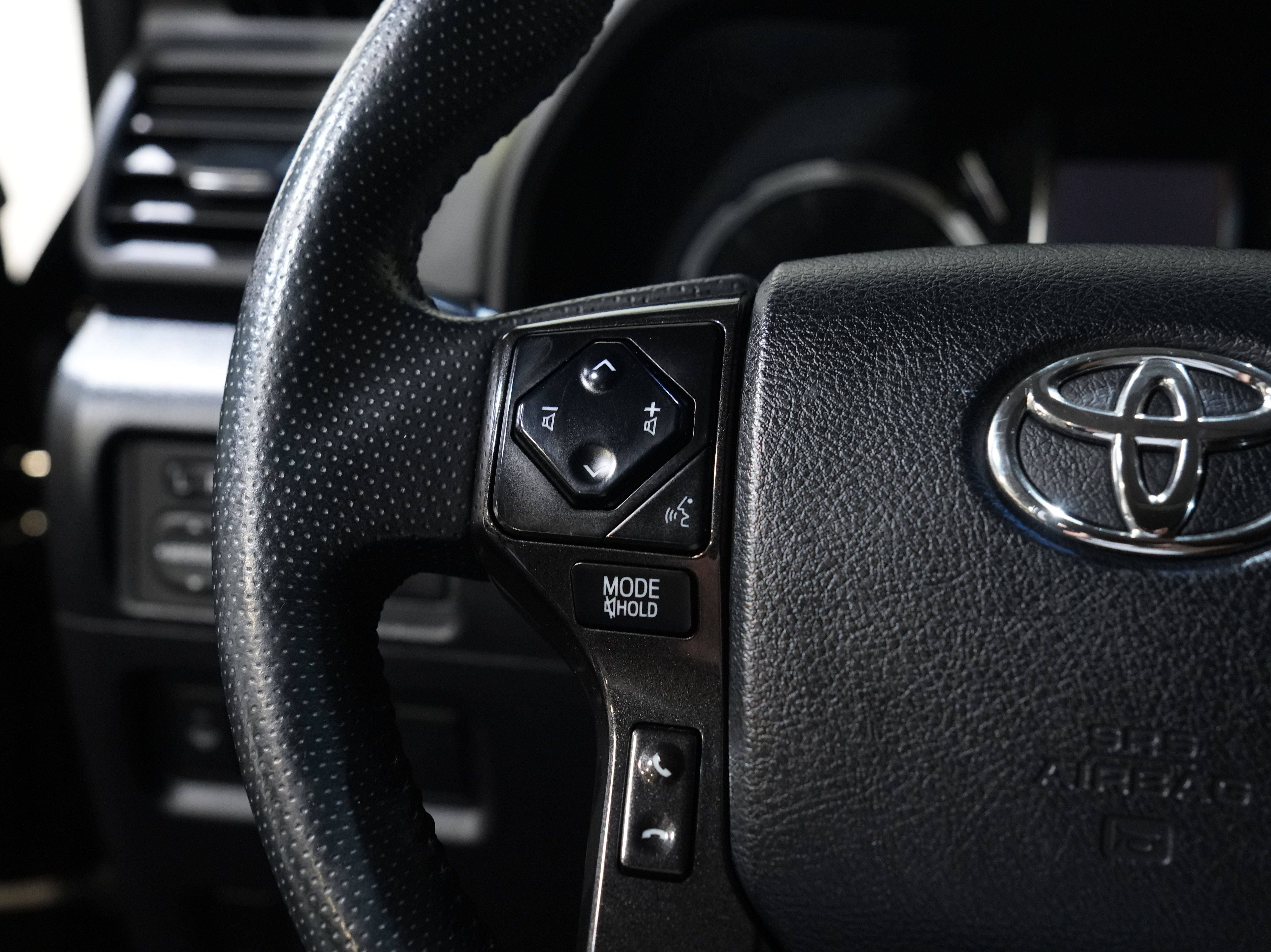Used 2020 Toyota 4Runner TRD Pro AWD/4WD image 39