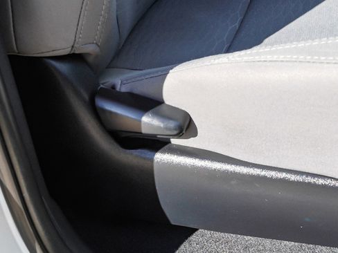 Used 2017 Toyota Tacoma SR5 image 24