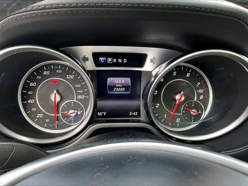 Used 2020 Mercedes-Benz SL 550 image 24