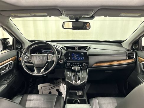 Used 2018 Honda CR-V Touring image 18