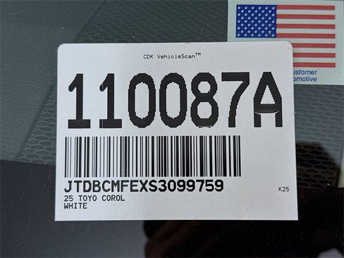 Certified 2025 Toyota Corolla LE image 31
