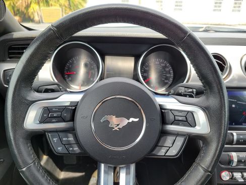 Used 2020 Ford Mustang Coupe w/ Equipment Group 101A RWD image 28