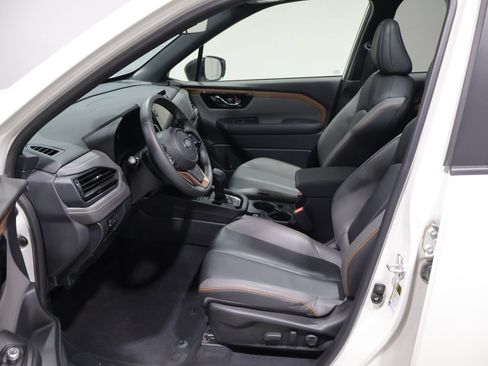 Used 2025 Subaru Forester Sport AWD/4WD image 9