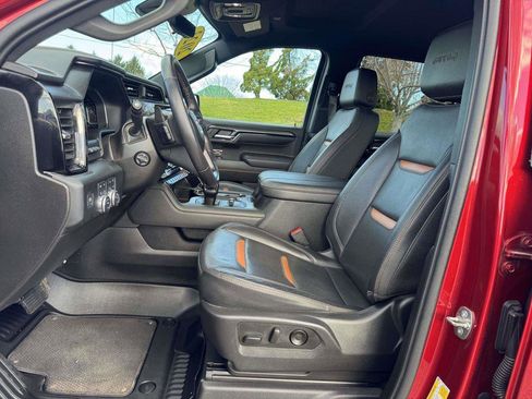 Used 2023 GMC Sierra 1500 AT4 w/ AT4 Premium Package image 16