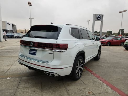 New 2026 Volkswagen Atlas SEL Premium R-Line image 7