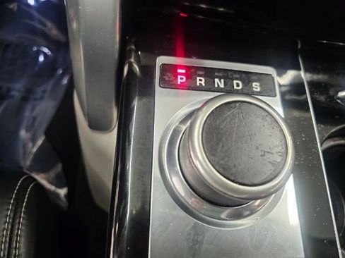 Used 2015 Land Rover Range Rover Autobiography image 18