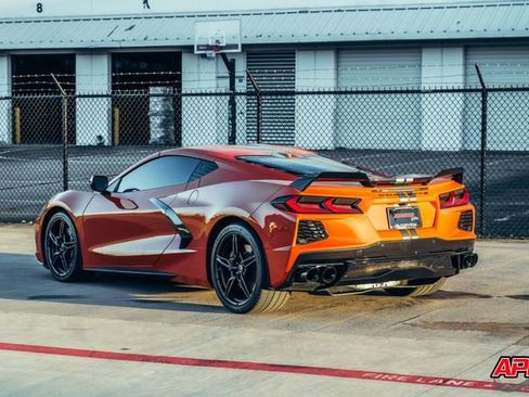 Used 2020 Chevrolet Corvette Stingray Premium Cpe w/ 3LT Preferred Equipment Group image 7