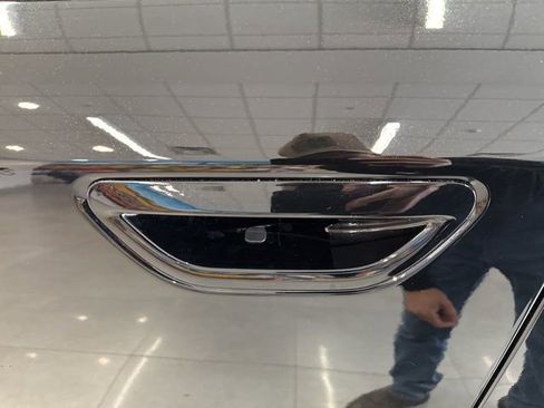 New 2026 Jeep Cherokee Overland image 18