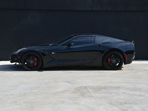 Used 2015 Chevrolet Corvette Stingray Coupe w/ ZF1 Appearance Package image 7