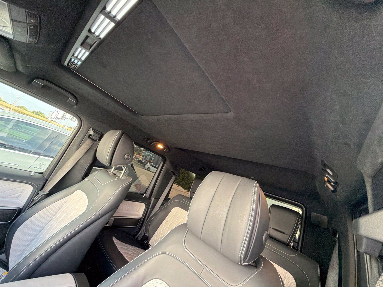 Used 2023 Mercedes-Benz G 550 image 12