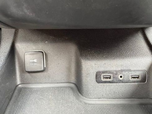 Used 2020 Dodge Durango GT image 35