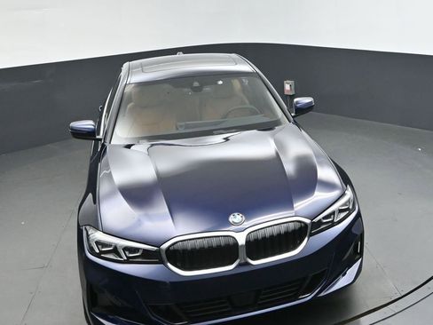 New 2026 BMW 330i Sedan w/ Convenience Package RWD image 37