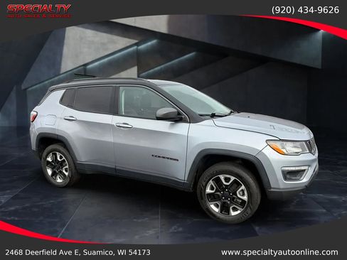 Used 2018 Jeep Compass Trailhawk AWD/4WD image 7