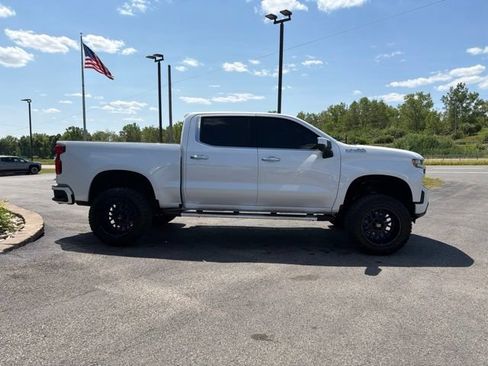 Used 2021 Chevrolet Silverado 1500 High Country w/ Technology Package AWD/4WD image 6