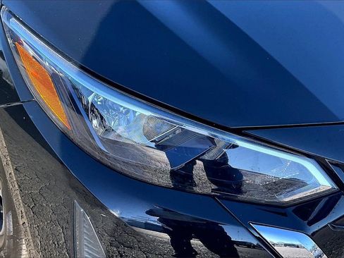 Used 2024 Nissan Sentra SV image 32