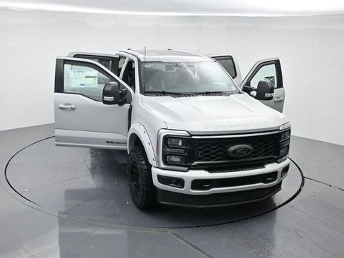 New 2025 Ford F250 XLT w/ Black Appearance Package image 43