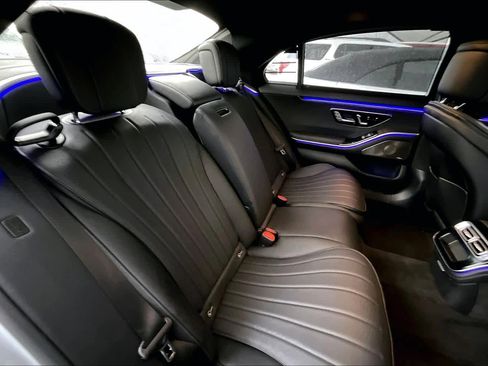 Certified 2022 Mercedes-Benz S 500 4MATIC image 19